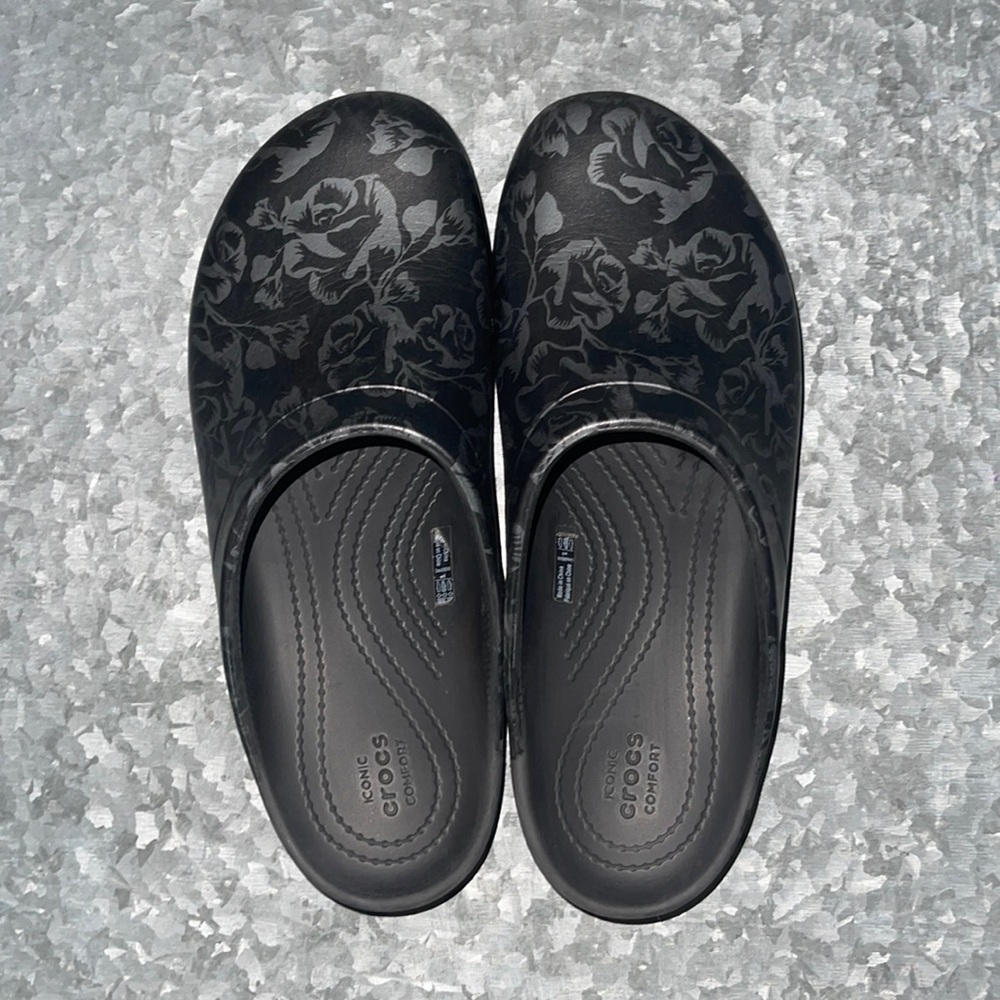 Crocs black with Silver floral print clogs